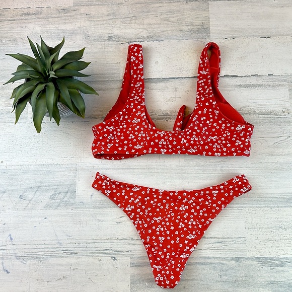 Red floral bikini size M - Picture 2 of 2